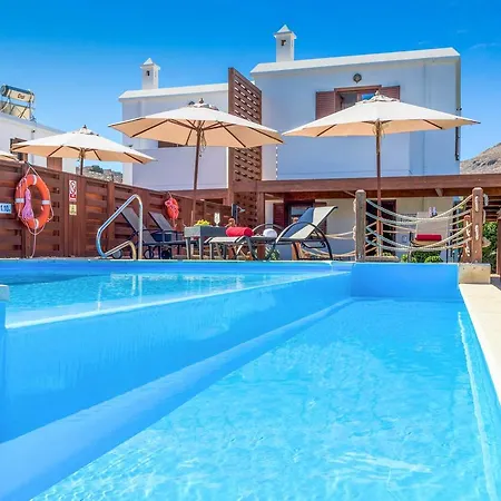 Villa Topaz