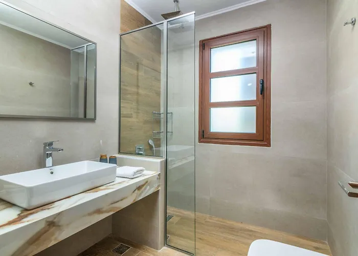 Topaz Lindos (Rhodes)